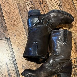 Clarks woman’s boots